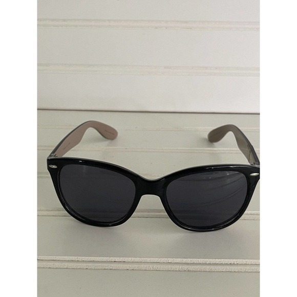 Womens Fashion Square Sunglasses Shades Black Wrap Retro Classic Black Lens - Picture 1 of 8